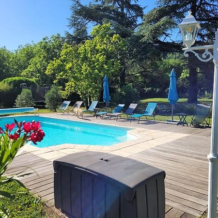 Chambres D'Hotes Le Cedre Bleu Saint-Lattier 외부 사진