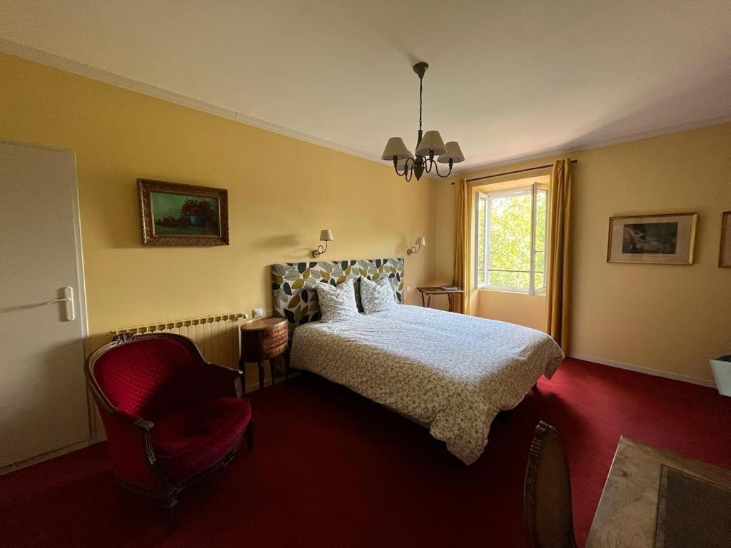 Chambres D'Hotes Le Cedre Bleu Saint-Lattier 외부 사진