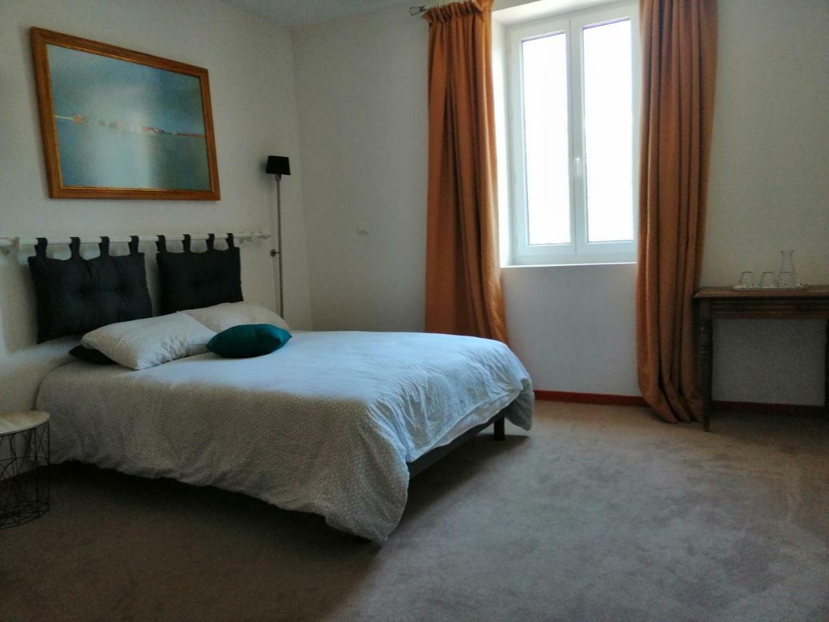 Chambres D'Hotes Le Cedre Bleu Saint-Lattier 외부 사진
